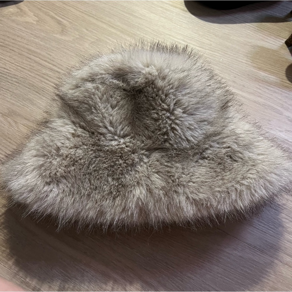 FUR it girl HAT